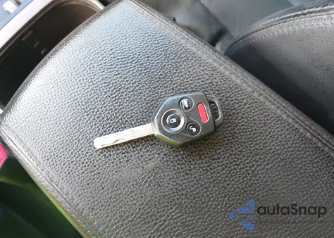 2014 Subaru Outback 2.5I Limited из США, поврежденный, VIN 4S4BRBLC8E3235506